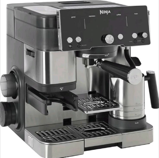 DeLonghi La Specialista Opera Manual Pump Espresso Coffee Machine, EC9555.M